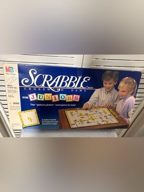 VNTG! Preowned 100% complete 1989 Scrabble for Juniors Board Game